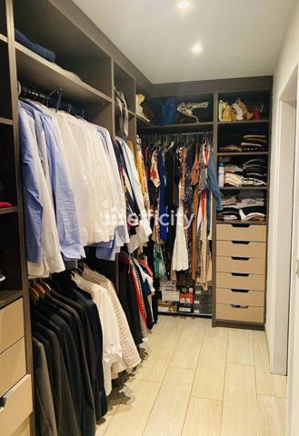 Maison 6 pièces - 197 m²