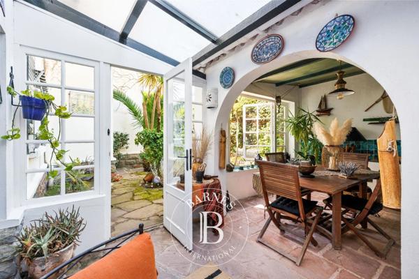 Anglet, Maison 5 Chambres -  225 m² à vendre