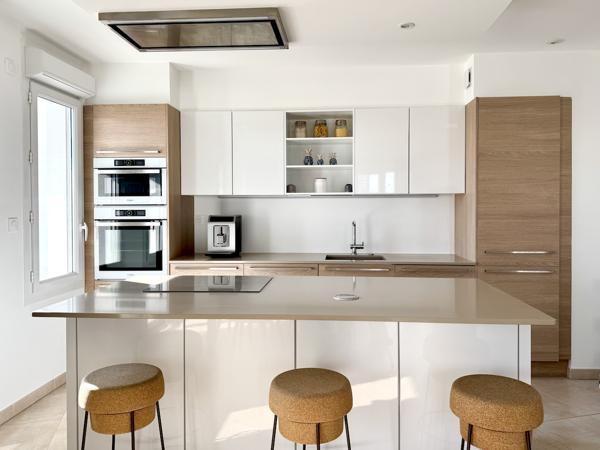 Appartement
         3 pièces
        - 75 m² Exclusivité 249 000 € *