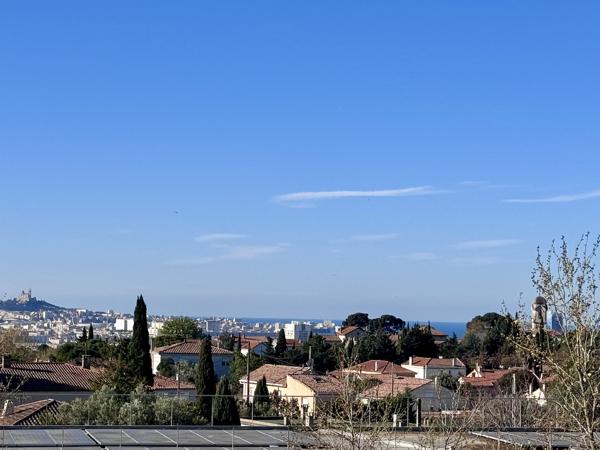 Appartement
         3 pièces
        - 75 m² Exclusivité 249 000 € *