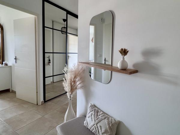 Appartement
         3 pièces
        - 75 m² Exclusivité 249 000 € *