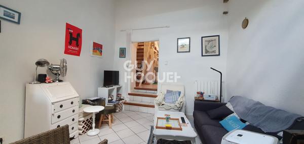 Maison de village en pierres avec terrain