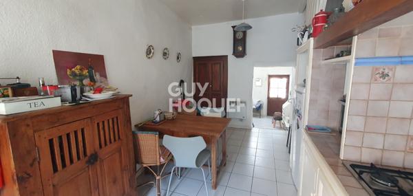 Maison de village en pierres avec terrain