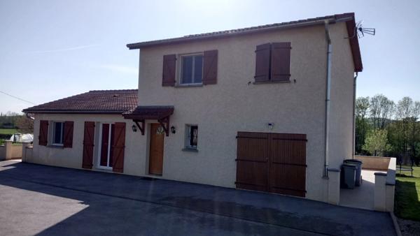 Maison 5 pièces – Proche cluny – Environ 120 m² habitables – Terrain 2 000 m²