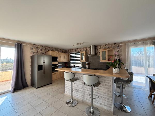 Maison 5 pièces – Proche cluny – Environ 120 m² habitables – Terrain 2 000 m²