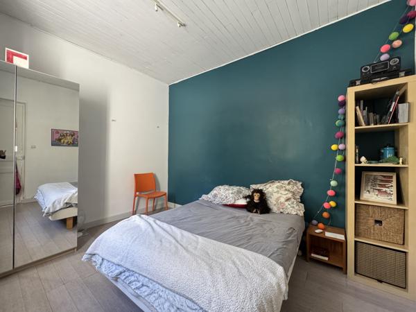 Chateau gombert (13013) Villa familiale T9 avec beaucoup de charme entre Château-Gombert et Plan-de-Cuques, 240m2 sur 1400m2 de jardin