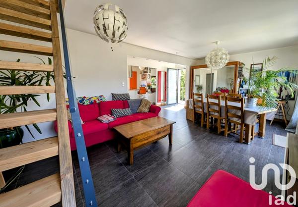 Pavillon 5 pièces de 112 m² à Monnaie (37380)