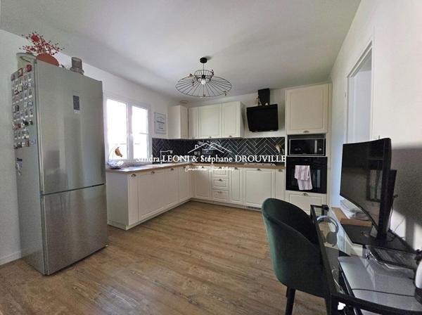 NOGENT LE ROI TRES PROCHE RAVISSANTE MAISON de 103 m², 3 CHAMBRES