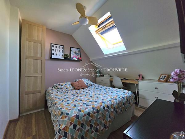 NOGENT LE ROI TRES PROCHE RAVISSANTE MAISON de 103 m², 3 CHAMBRES
