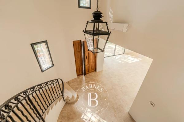 Aix-en-Provence, Maison 5 Chambres -  309 m² à vendre