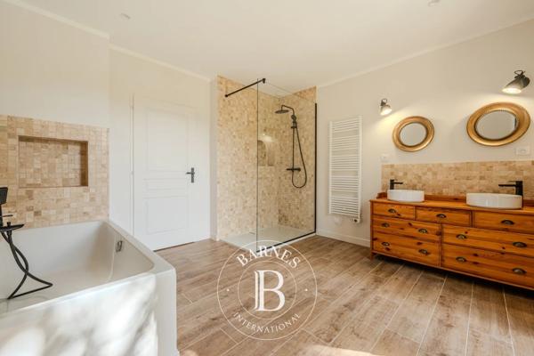 Aix-en-Provence, Maison 5 Chambres -  309 m² à vendre