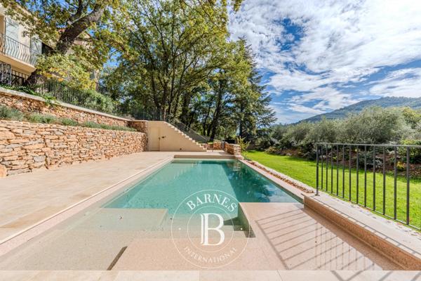 Aix-en-Provence, Maison 5 Chambres -  309 m² à vendre
