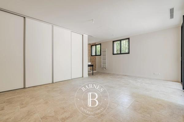 Aix-en-Provence, Maison 5 Chambres -  309 m² à vendre