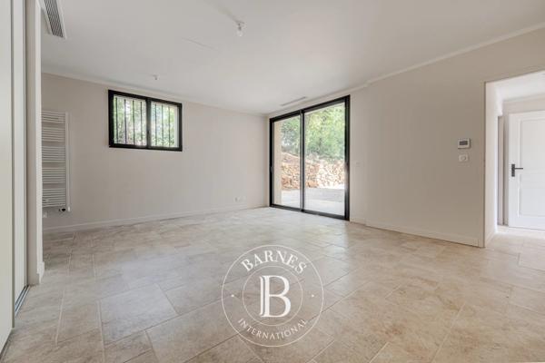 Aix-en-Provence, Maison 5 Chambres -  309 m² à vendre