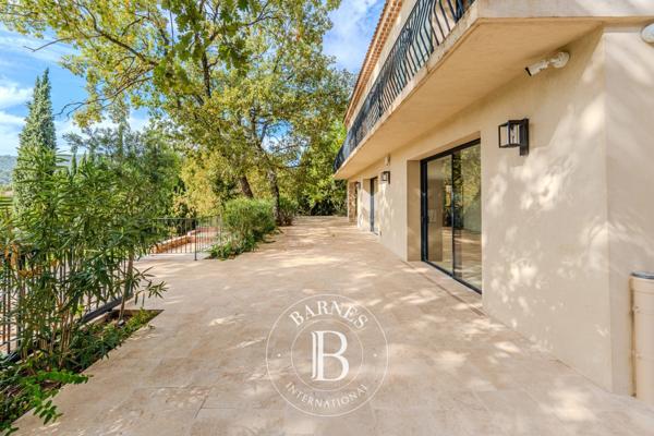 Aix-en-Provence, Maison 5 Chambres -  309 m² à vendre