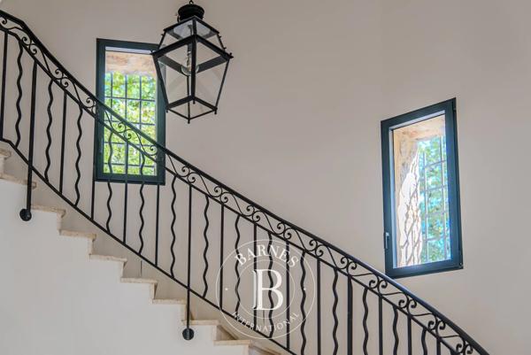 Aix-en-Provence, Maison 5 Chambres -  309 m² à vendre