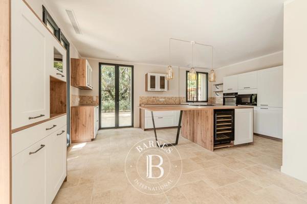 Aix-en-Provence, Maison 5 Chambres -  309 m² à vendre