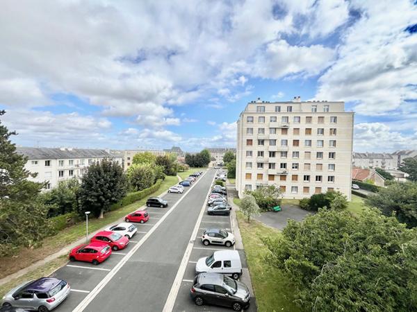 A VENDRE appartement Caen 3 pièce(s) 67.85 m2 - vue dégagée - au calme - parking - cave