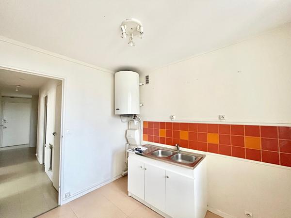 A VENDRE appartement Caen 3 pièce(s) 67.85 m2 - vue dégagée - au calme - parking - cave