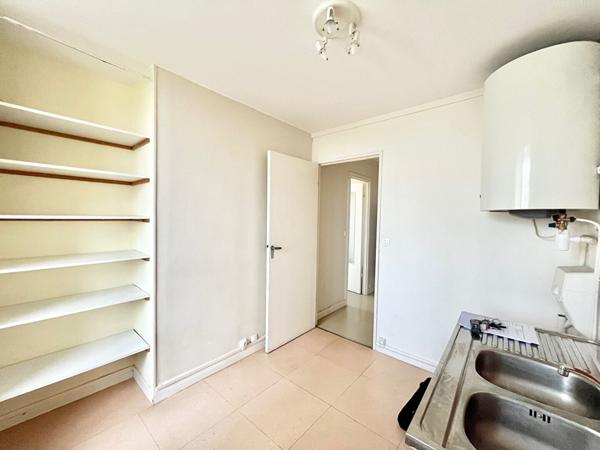 A VENDRE appartement Caen 3 pièce(s) 67.85 m2 - vue dégagée - au calme - parking - cave