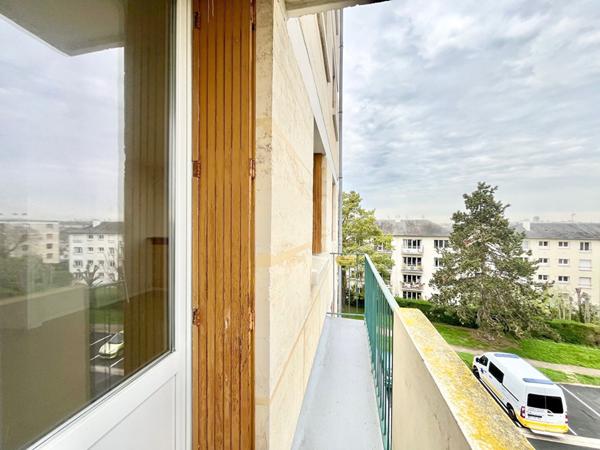 A VENDRE appartement Caen 3 pièce(s) 67.85 m2 - vue dégagée - au calme - parking - cave