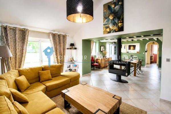 Maison 5 pièce(s) 2 chambre(s) 125 m²