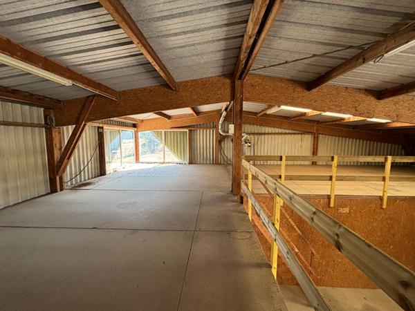 Entrepôt / local industriel 405 m2