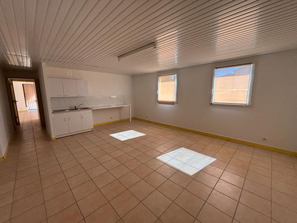 Entrepôt / local industriel 405 m2