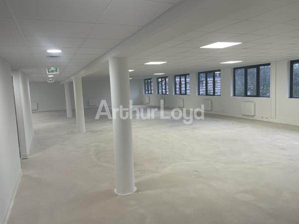 Bureaux à vendre ou à louer dès 506 m² - Environnement verdoyant & accessibilité directe autoroutes