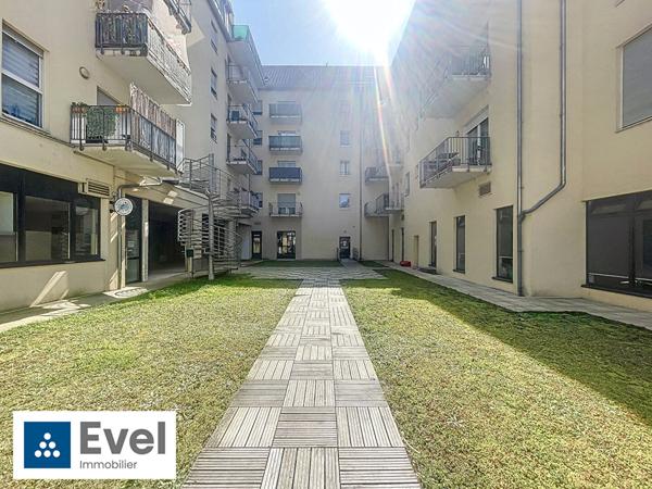 Appartement Saint Avold 2 pièce(s) 42.83 m2