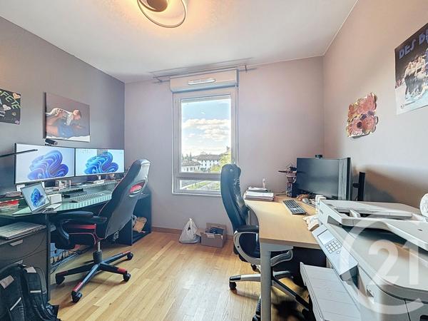 Appartement F4 à vendre  4 pièces - 84,73 m2 CREMIEU - 38
