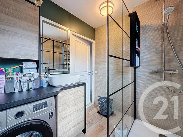Appartement F4 à vendre  4 pièces - 84,73 m2 CREMIEU - 38