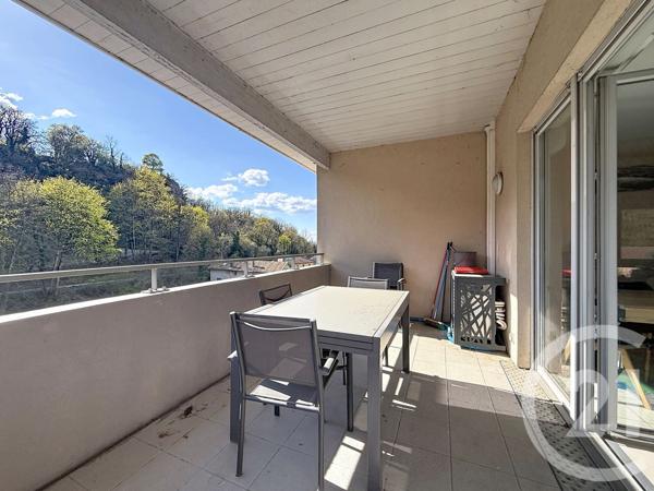 Appartement F4 à vendre  4 pièces - 84,73 m2 CREMIEU - 38