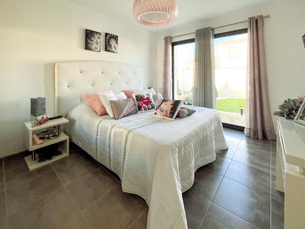 Maison 5 pièce(s) 138 m2 + maison T2 28 m2, Sainte soulle 17220