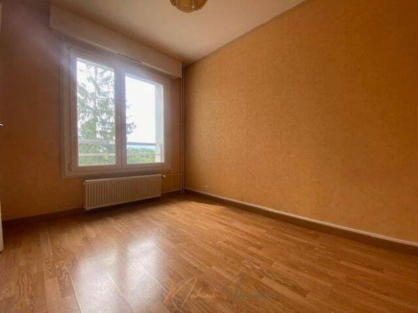 Appartement 4 pièces 90.53m² à vendre à Saint-Genis-Pouilly 01630