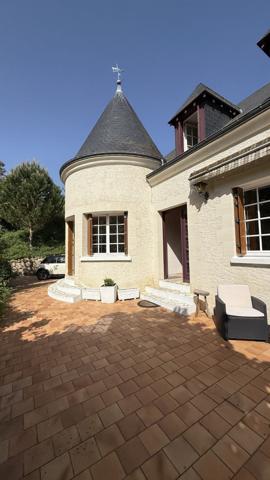 À vendre - Maison traditionnelle, 6 pièces située à Villedieu-le-Château (41800)