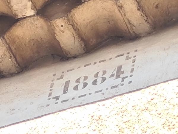 Maison de Maître rénovée – 215 m², Piscine, Garage, Cour et Terrasse