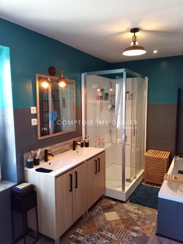 Maison
                                                                                                                                                                                                                                                                                                                        13 pièce(s)                                                                                                                                                                                                          8 chambre(s)                                                                                                                                                                                                          360  m²