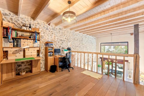 À VENDRE – Ferme Gessienne rénovée + Grange - PREVESSIN-MOENS (01)