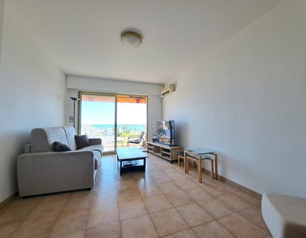 Grand studio vue mer - parking sous-sol et cave - calme