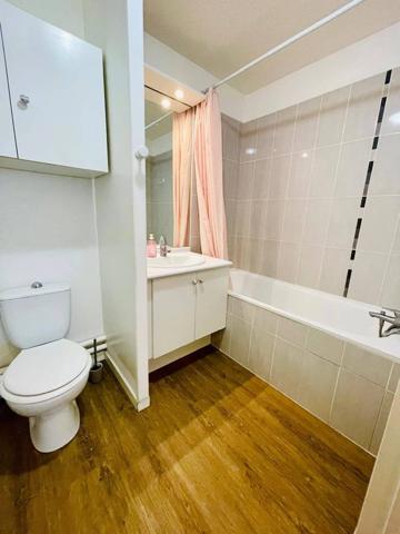 APPARTEMENT 2 PIECES - JARDIN et PARKING