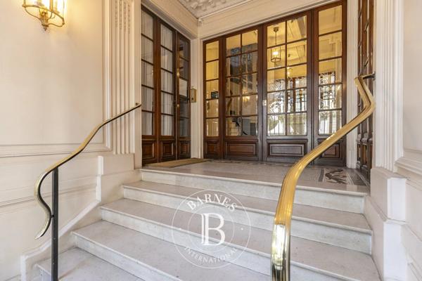 Paris 7ème, Appartement 4 Chambres -  202 m² à vendre
