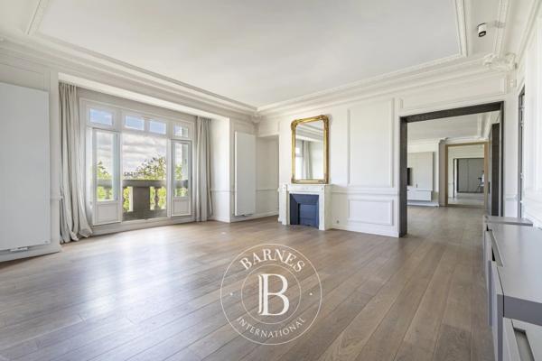 Paris 7ème, Appartement 4 Chambres -  202 m² à vendre