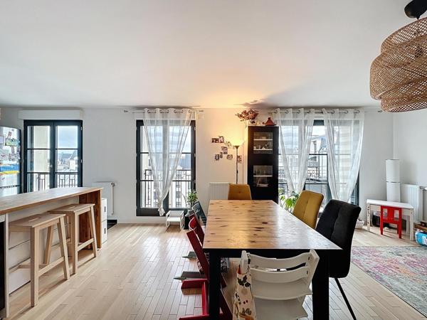 DUPLEX 4 PIECES / BALCON / PARKING