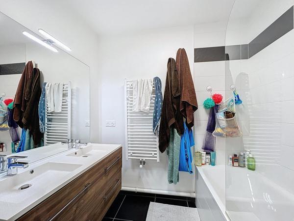 DUPLEX 4 PIECES / BALCON / PARKING