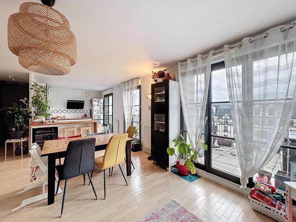 DUPLEX 4 PIECES / BALCON / PARKING