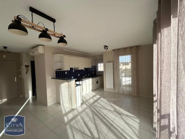 Appartement à louer 2 pièces 55.19m²