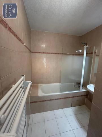 Appartement à louer 2 pièces 55.19m²