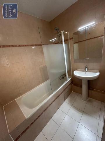 Appartement à louer 2 pièces 55.19m²