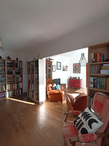 Maison  8 pièce(s)  5 chambre(s)  173 m²